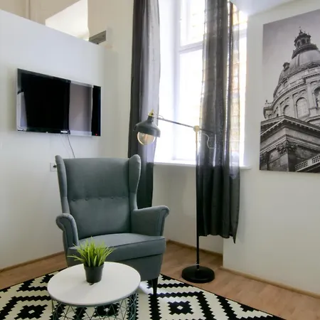 Standard By Hi5 - Terez 29 Apartment